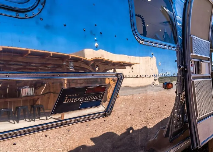 Desert Dream Airstream * Tombstone